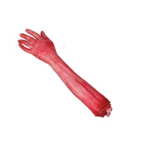 Brazo amputado de 44 cm