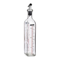 Aceitera de 500 ml con medidor