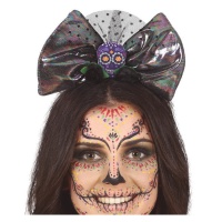 Diadema de forma de lazo con calavera y rosa negra