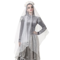 Diadema de rosas y velo blanco