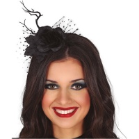 Diadema de rosa negra y velo