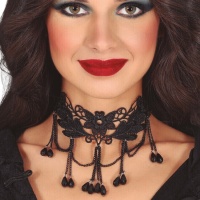 Collar negro con piedras y flores